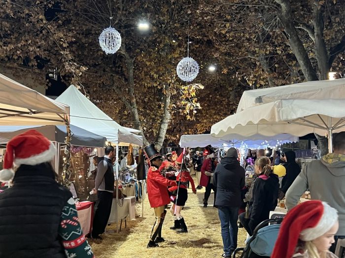 Julmarknad i Le Rouret
